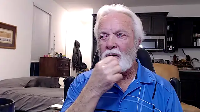 rockpoint69 online show from February 5, 2025, 1:11 pm