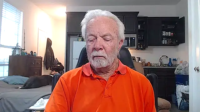 rockpoint69 online show from November 8, 2025, 1:11 pm