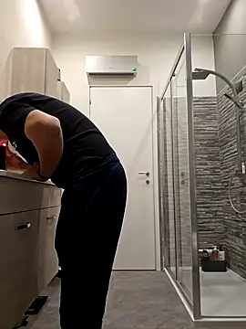 Snapshot of kekko-1982 chatting on December 19, 2024, 12:56 pm kekko-1982 online show from December 19, 2024, 12:56 pm