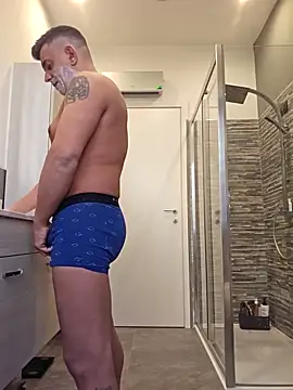 Snapshot of kekko-1982 chatting on December 31, 2024, 1:30 pm kekko-1982 online show from December 31, 2024, 1:30 pm