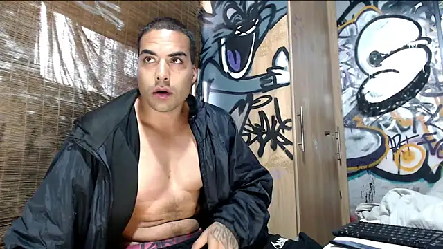 Justin Frank online show from February 10, 2026, 10:03 pm