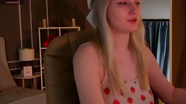 elinanortas online show from January 27, 2025, 1:16 am