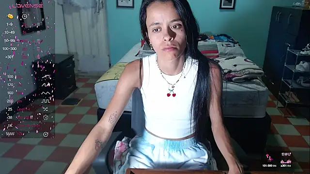 Snapshot of Mia_sexy18_ chatting on December 16, 2024, 1:21 am Mia sexy18  online show from December 16, 2024, 1:21 am