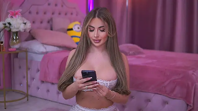 AshleySinn online show from February 7, 2025, 7:06 pm