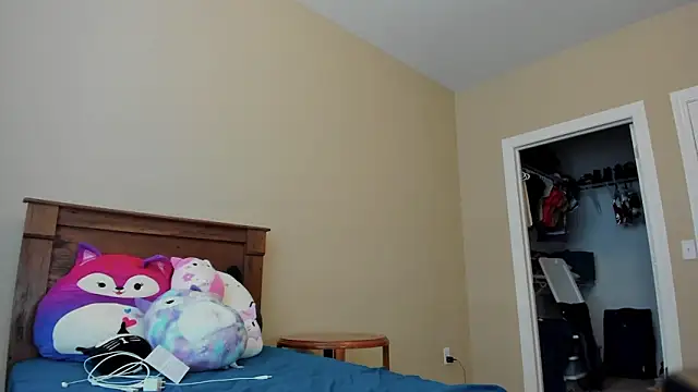 AmethystFoxx online show from October 2, 2025, 7:32 pm