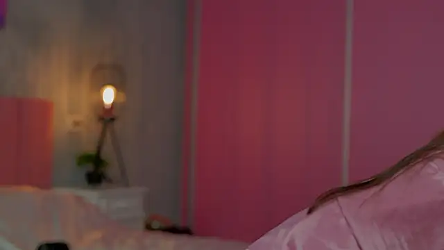 daddysgirl2222 online show from October 30, 2025, 8:53 pm