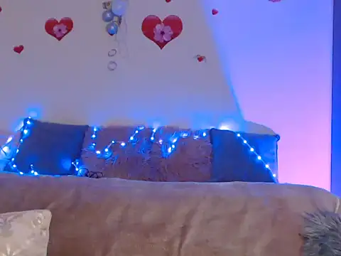 BellaBellaHot online show from March 11, 2025, 12:28 pm