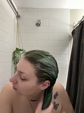 Snapshot of itsbabydashh chatting on April 14, 2026, 12:55 pm itsbabydashh online show from April 14, 2026, 12:55 pm