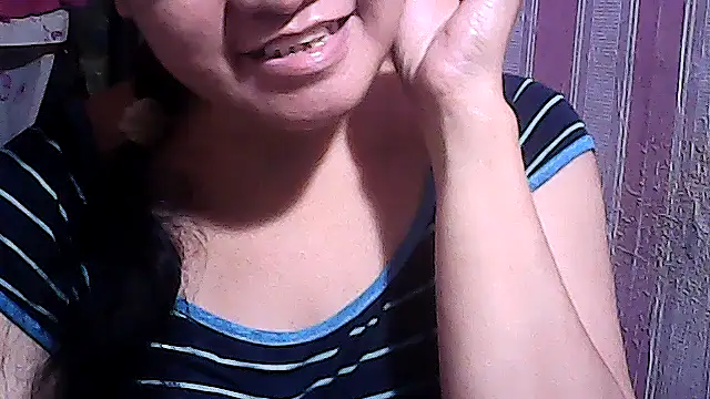 sweetsosie18 online show from September 15, 2025, 9:42 am