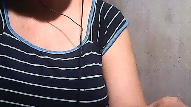 sweetsosie18 online show from February 28, 2026, 6:14 am