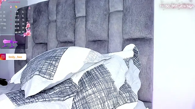 emily fox1 online show from April 18, 2026, 11:03 am