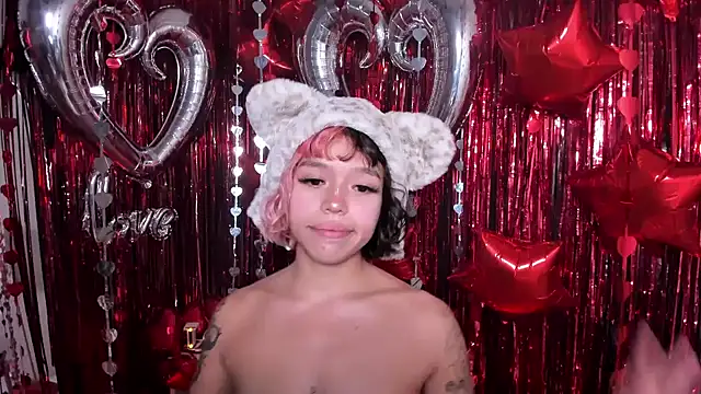 Snapshot of katalina_garcia chatting on February 18, 2025, 11:52 pm katalina garcia online show from February 18, 2025, 11:52 pm