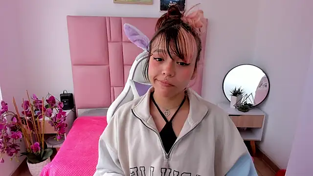 katalina garcia online show from February 15, 2026, 4:03 pm