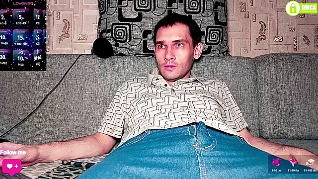 Snapshot of DavidCarroll chatting on April 19, 2026, 8:33 pm DavidCarroll online show from April 19, 2026, 8:33 pm