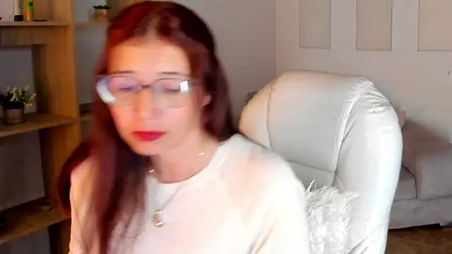 Antonnella 3 online show from October 18, 2025, 12:39 pm