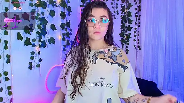 Samii Evans online show from November 12, 2025, 2:23 am