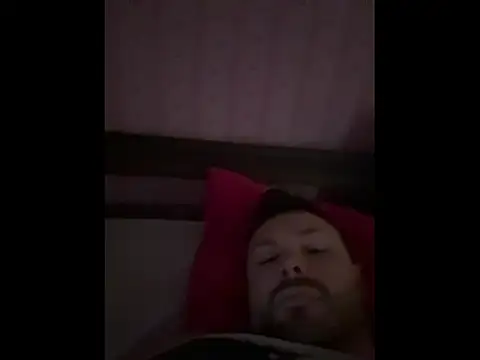 Snapshot of MartinBrandon chatting on May 4, 2026, 10:11 am MartinBrandon online show from May 4, 2026, 10:11 am