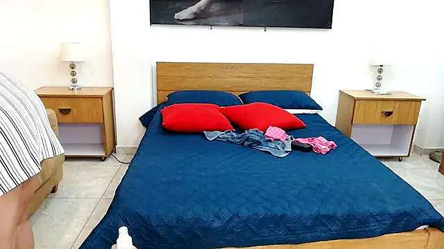 MaloryAndLuna online show from October 15, 2025, 11:54 am