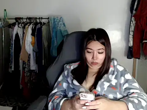 urqueendominant online show from February 21, 2025, 6:51 am