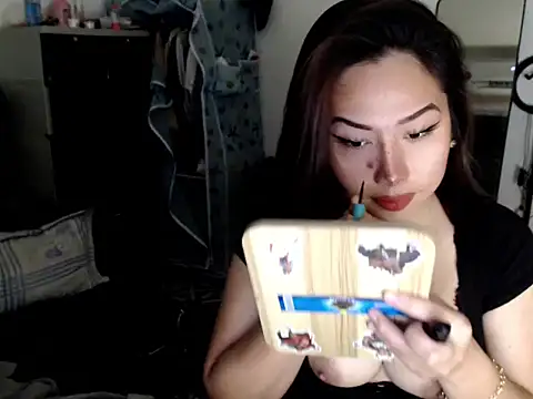 urqueendominant online show from April 6, 2026, 3:59 am