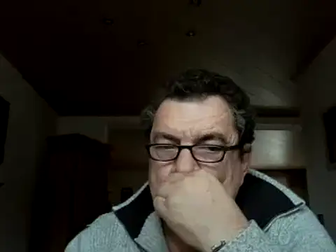 Nobbie444 online show from November 26, 2025, 12:17 pm