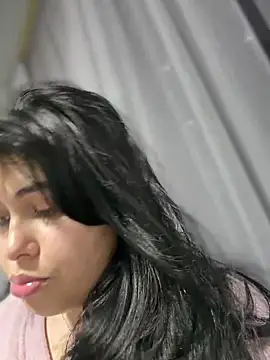 Alyaa s online show from November 7, 2025, 3:06 am