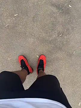 TilaTotti online show from February 10, 2026, 9:08 pm