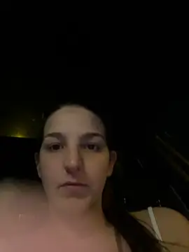 DoriDeluxe66 online show from March 13, 2025, 8:32 pm