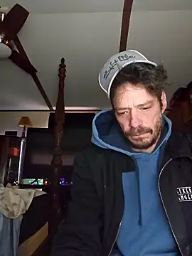 chosen923 online show from December 17, 2025, 9:10 pm