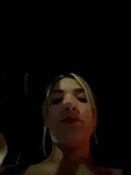 Snapshot of Sarita-candy chatting on December 20, 2025, 2:07 am Sarita-candy online show from December 20, 2025, 2:07 am