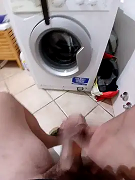 Snapshot of 74bob chatting on October 17, 2025, 3:42 am 74bob online show from October 17, 2025, 3:42 am