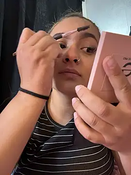 Snapshot of Emiily_W chatting on January 10, 2026, 3:25 pm Emiily W online show from January 10, 2026, 3:25 pm