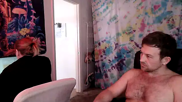 Snapshot of coryandthepeach chatting on December 9, 2024, 4:05 pm coryandthepeach online show from December 9, 2024, 4:05 pm