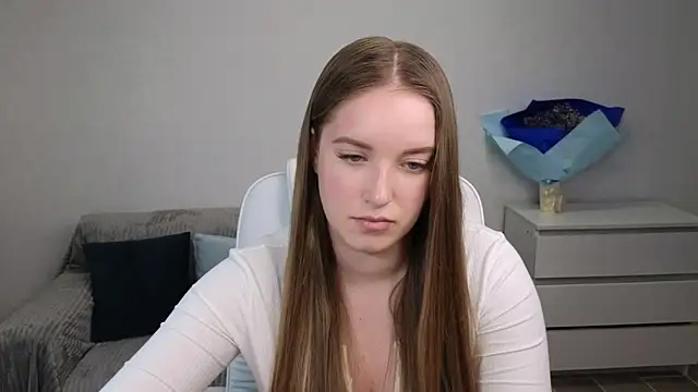 EvaMaddison online show from January 13, 2025, 8:58 am