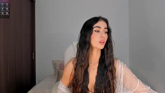 RebeccaBaxter online show from January 31, 2025, 2:28 pm