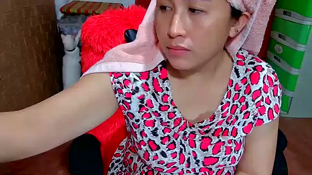 M e c e l online show from November 6, 2025, 11:55 am