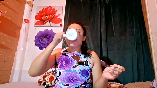 M e c e l online show from March 18, 2026, 9:18 pm