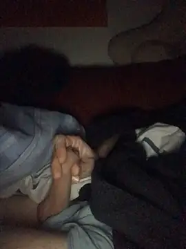 Snapshot of Dani_el82@xh chatting on December 3, 2024, 12:35 am Dani el82xh online show from December 3, 2024, 12:35 am