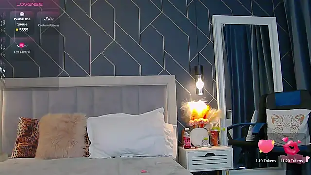 EmyLaveau online show from January 31, 2025, 6:13 am