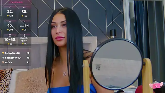 EmyLaveau online show from February 5, 2025, 6:13 am