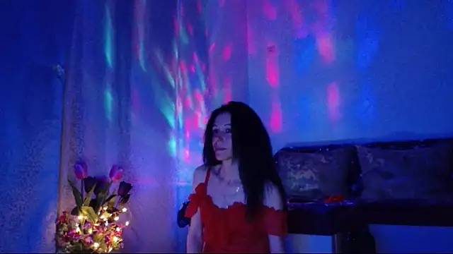 ElysaSun online show from March 15, 2025, 10:00 pm