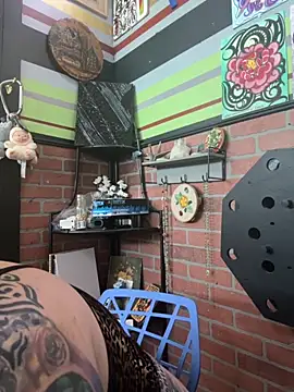 evacheers online show from November 9, 2025, 3:54 pm