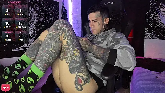 Snapshot of josh__ackerman chatting on March 18, 2025, 4:15 am josh ackerman online show from March 18, 2025, 4:15 am