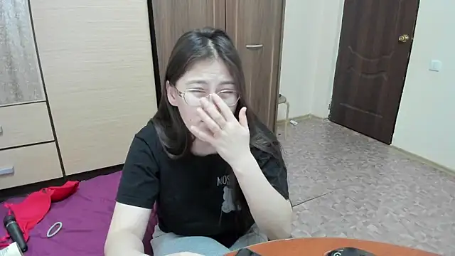 Snapshot of Riz_girl chatting on February 10, 2025, 1:01 pm Riz girl online show from February 10, 2025, 1:01 pm