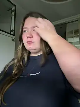 remirann  online show from December 21, 2024, 2:47 pm