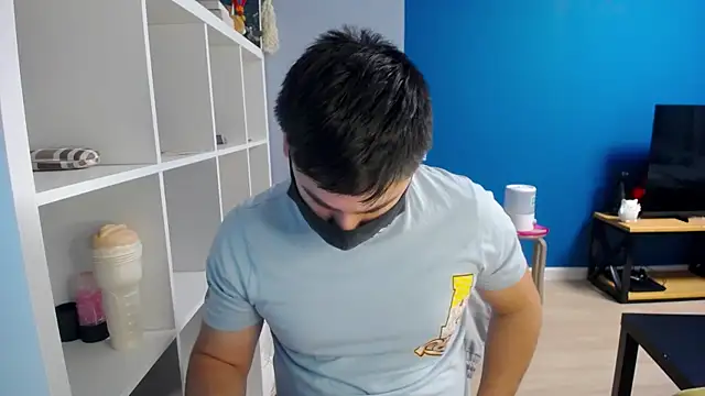 Tomguys online show from March 2, 2025, 2:21 pm