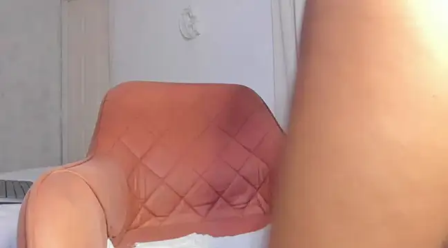 rosaaliiaa1 online show from January 11, 2025, 1:37 am