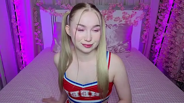 LilyStarlight online show from June 5, 2026, 3:46 am