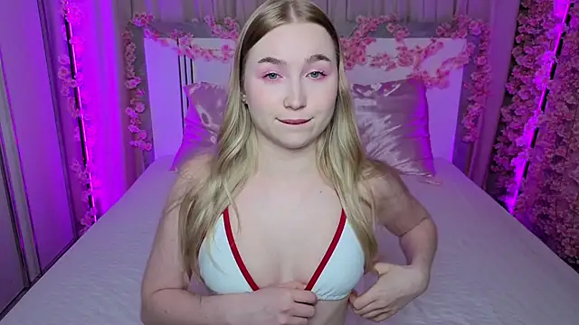 LilyStarlight online show from June 9, 2026, 3:29 am