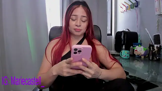 Snapshot of Marie_Castelzc chatting on December 11, 2024, 4:20 pm Marie Castelzc online show from December 11, 2024, 4:20 pm